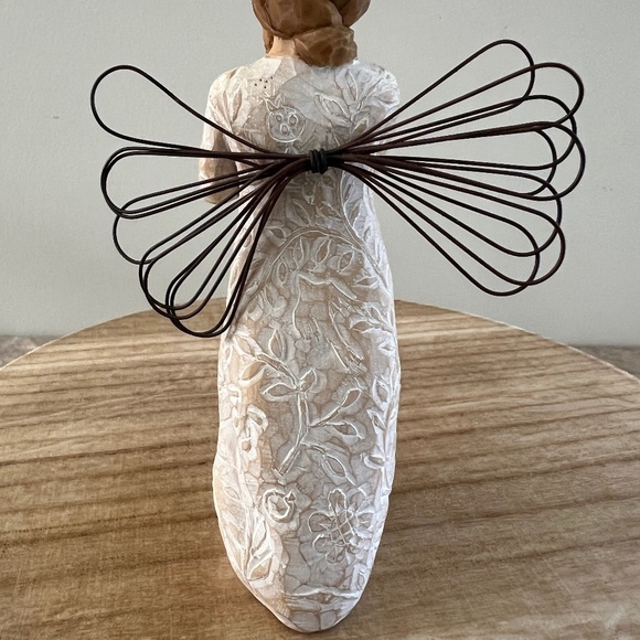 Willow Tree's 'Remembrance - Picture 3 of 6